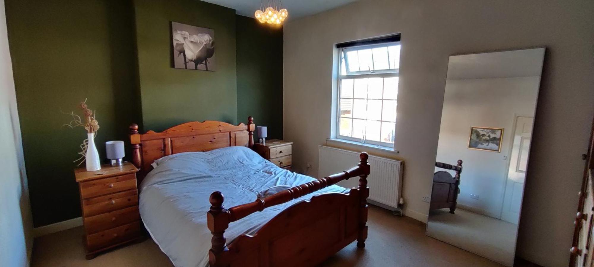 Villa Victorian Semi Detached House Behind The High Street Newton-le-Willows Exterior foto